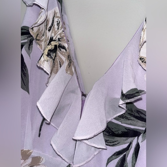 Tobi Lavendar Floral Ruffle Mini Dress Size Medium - Picture 5 of 9